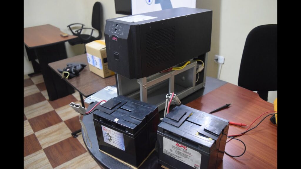 SERVICIO DE CAMBIO DE BATERIAS A UPS